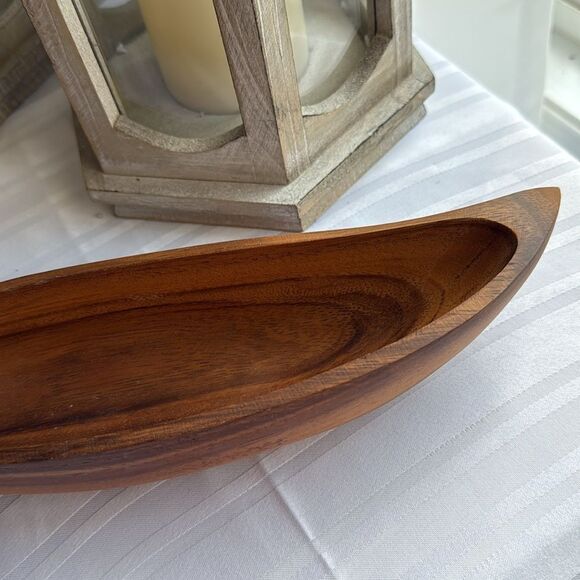 Elegant Wooden Decorative Bowl - Picture 6 of 7